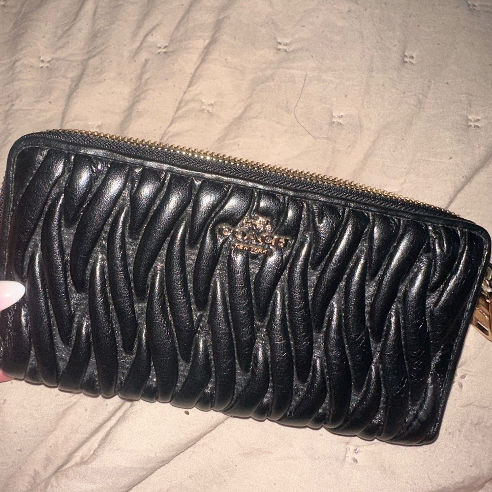 Coach Madison Twist Quilted Wallet